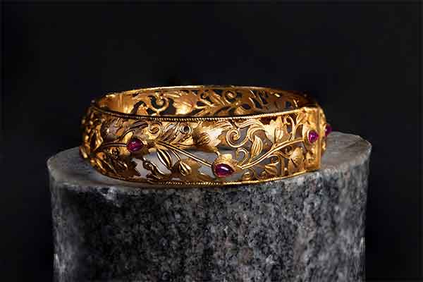 01-jewellery-RAw